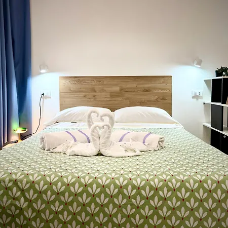 Apartment Dimora Sottoripa 11 Di Fronte Acquario - Genovabb It Genoa